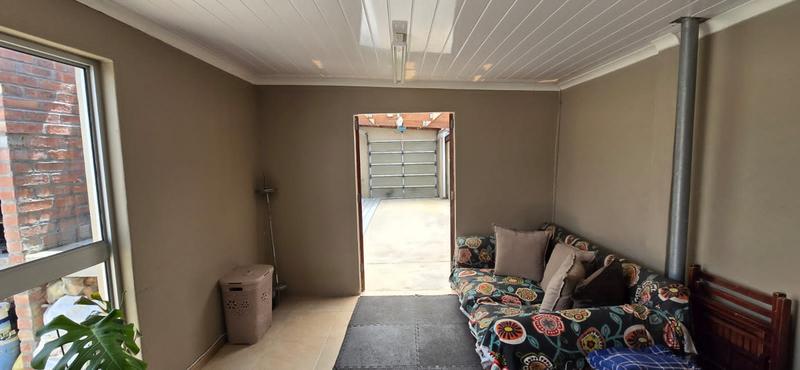 3 Bedroom Property for Sale in Athlone Western Cape